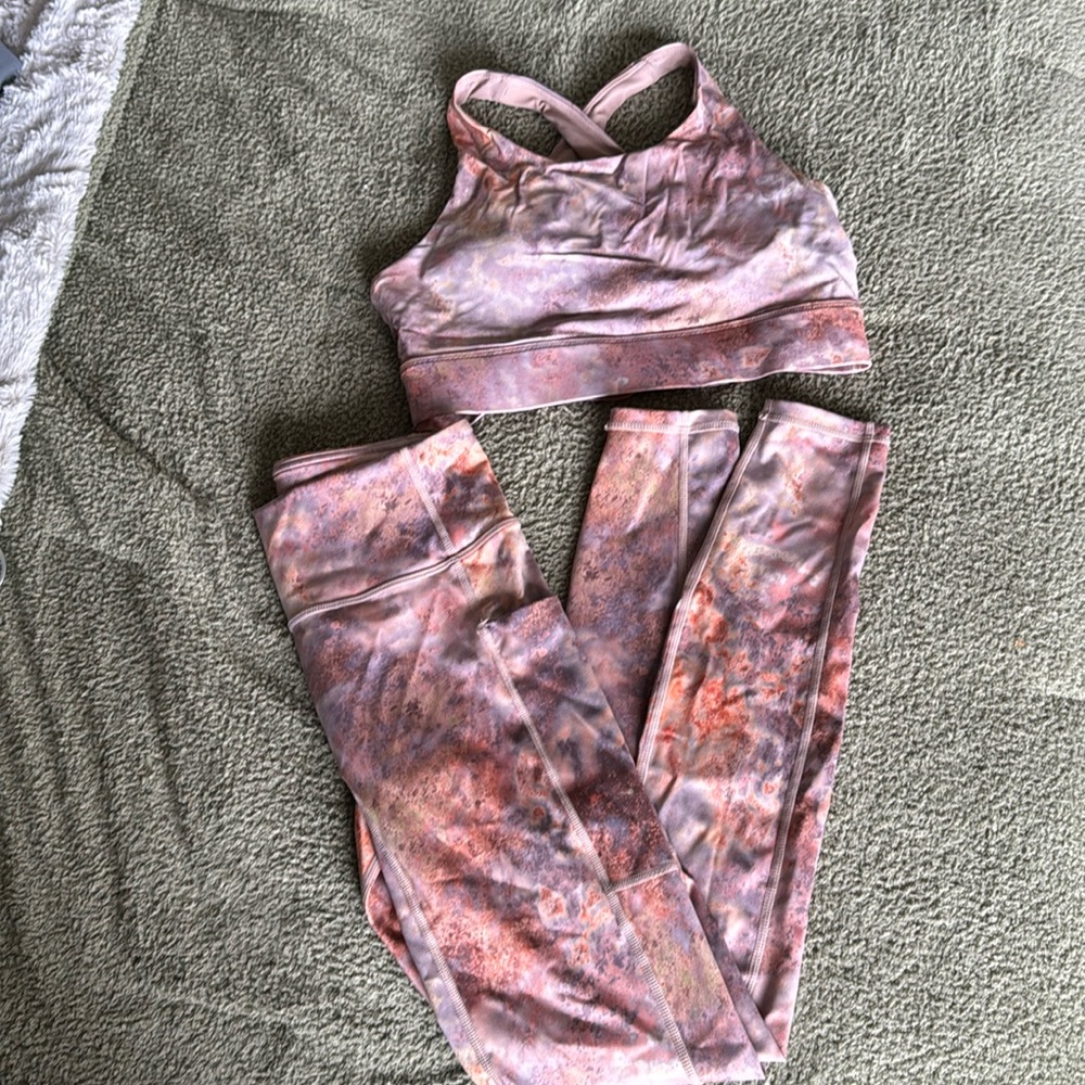 Two piece Fabletics set in small